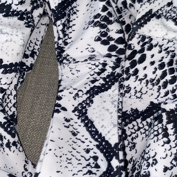 SHEIN Snakeskin One Shoulder High Waisted Bikini - Picture 3 of 3